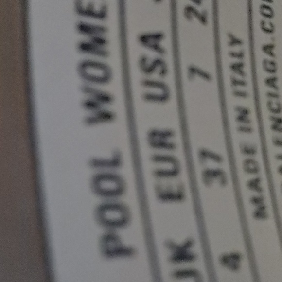 BALENCIAGA WOMEN'S POOL SLIDE SANDAL IN BEIGE 9 - Picture 3 of 3